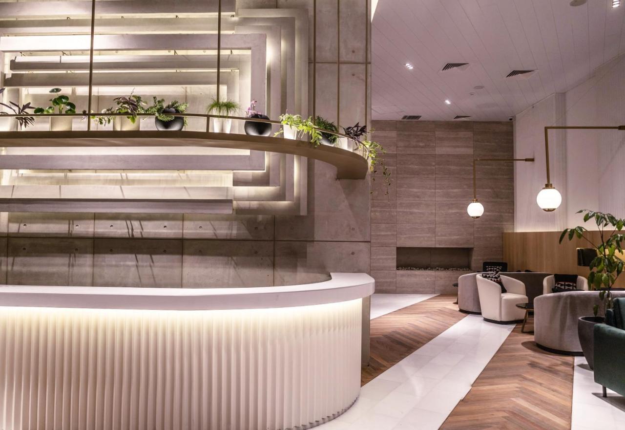 Met Hotel